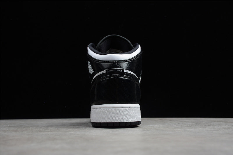 Nike Air Jordan 1 Mid SE 'Carbon Fiber'